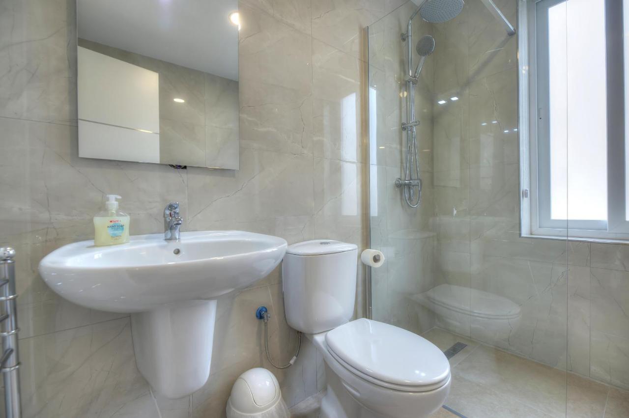Gzira Spacious And Tastefully Furnished 2 Bedroom Apartment Ddif1-3 מראה חיצוני תמונה